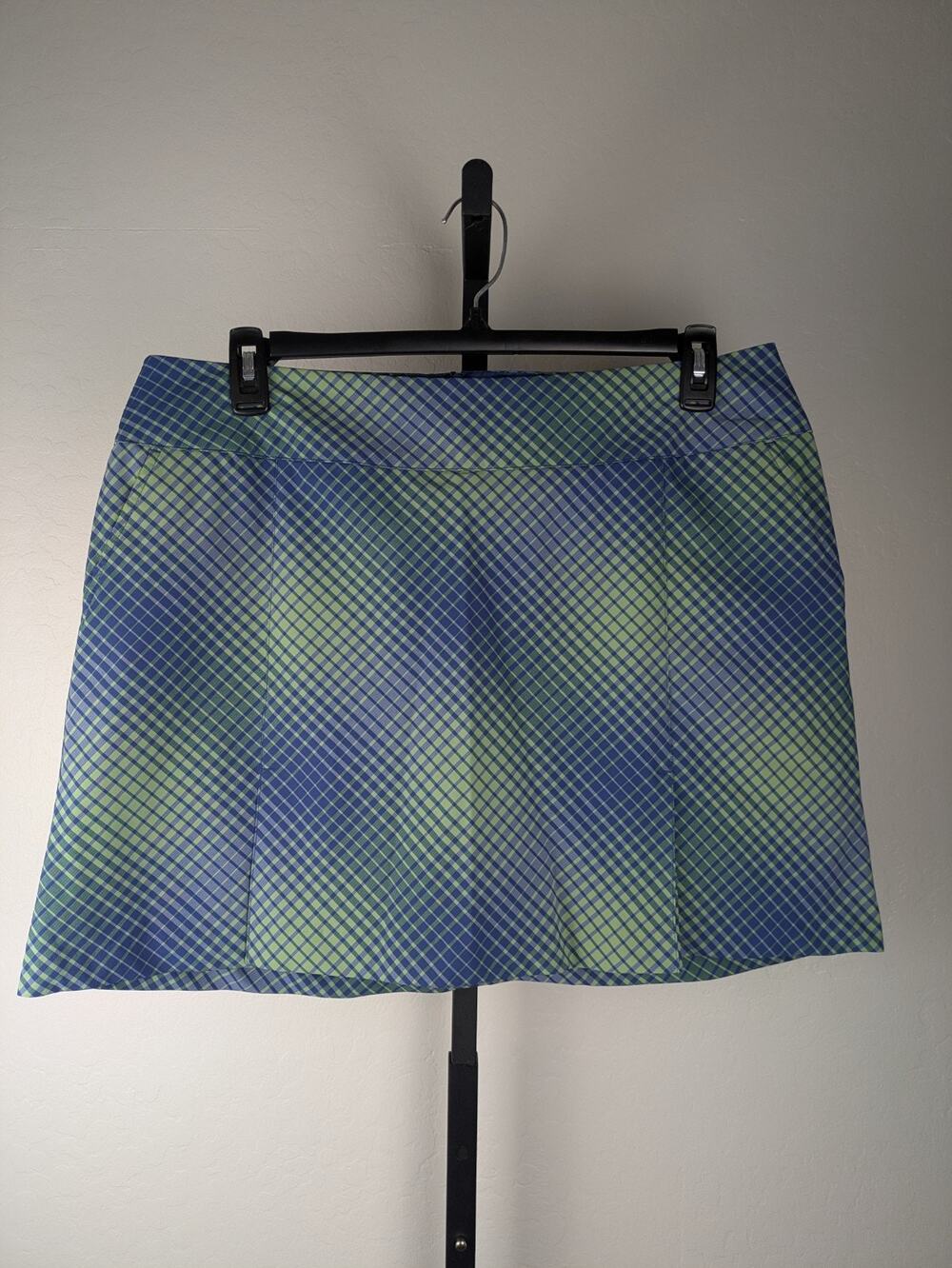 Nike Golf Blue and Green Plaid Print Skort Jersey Knit Short